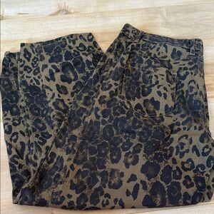 Leopard Print Barrel Jean